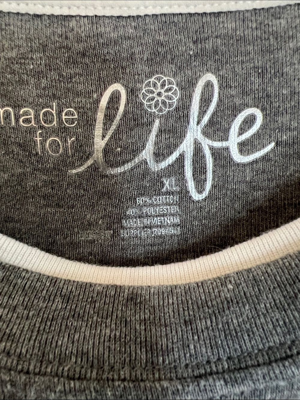 made for life - Two-Tone Long Sleeve Tee in Gray and White XL - Picture 3 of 14